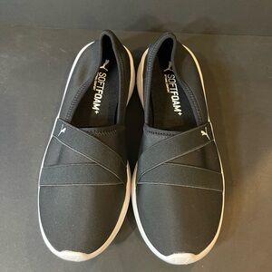 Puma Women’s Adelina Black Slip-On Shoes size 11
